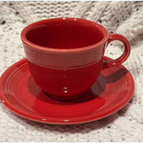 Fiesta Scarlet Cup & Saucer set by Homer Laughlin Red Retro Stoneware Ceramic - Picture 3 of 8